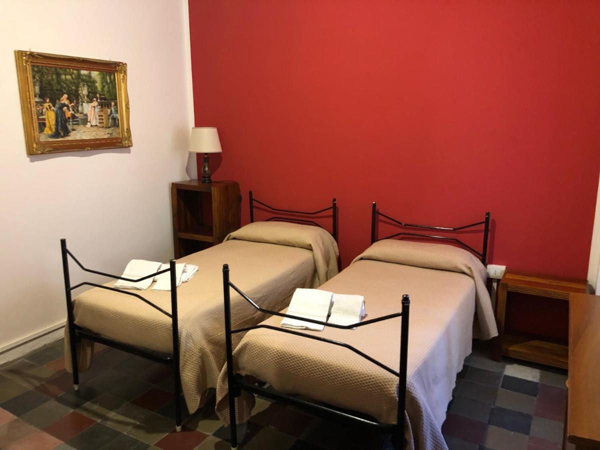 Bed And Breakfast Family Palazzo Stillitano Stilo Exterior foto